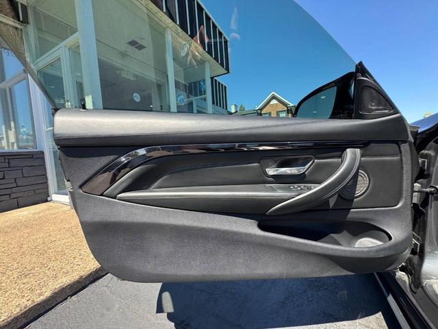 Photo of 2015 Gray BMW M4