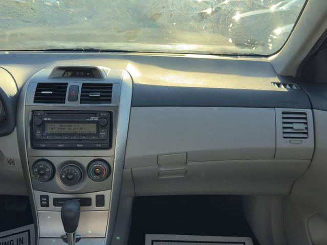 Photo of 2012 Magnetic Gray Metallic Toyota Corolla