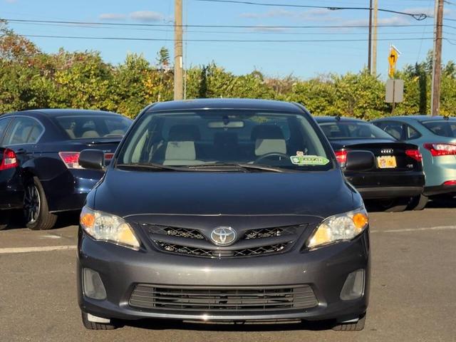 Photo of 2012 Magnetic Gray Metallic Toyota Corolla