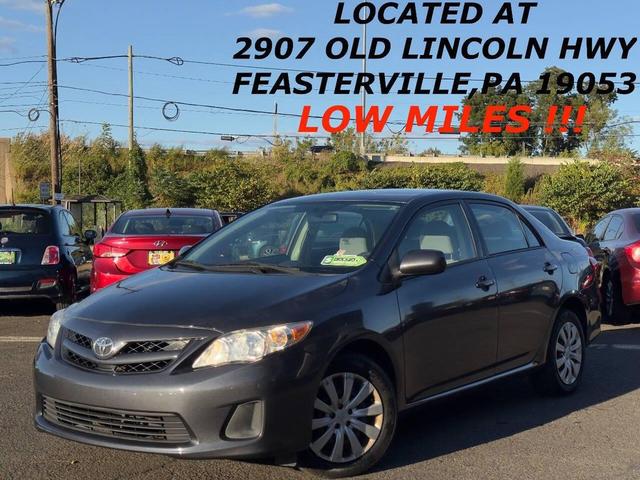 Photo of 2012 Magnetic Gray Metallic Toyota Corolla