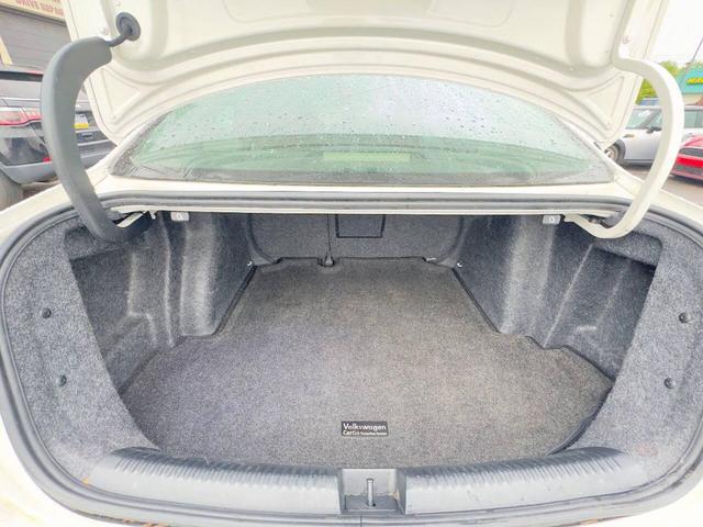 Photo of 2012 White Volkswagen Jetta