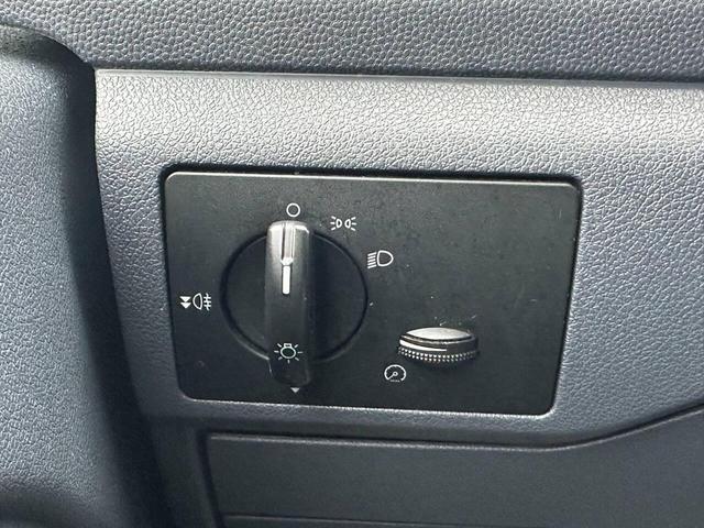 Photo of 2013 White Ford Transit Connect
