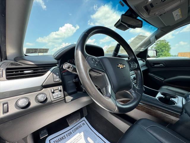 Photo of 2015 Gray Chevrolet Suburban
