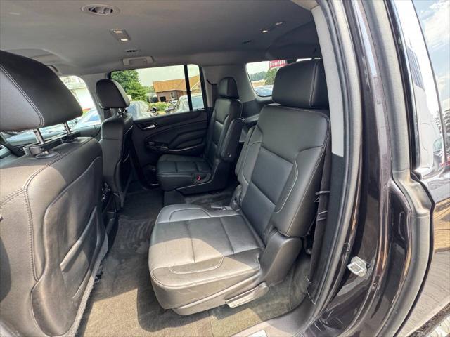 Photo of 2015 Gray Chevrolet Suburban