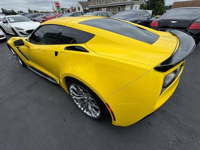 Photo of 2017 Yellow Chevrolet Corvette