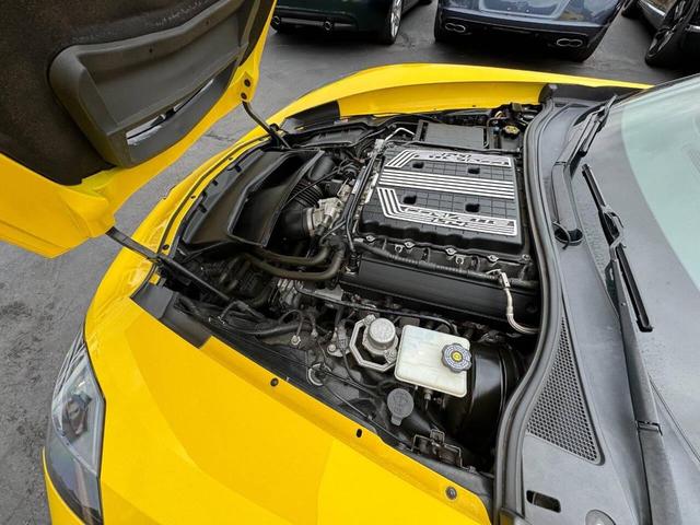 Photo of 2017 Yellow Chevrolet Corvette