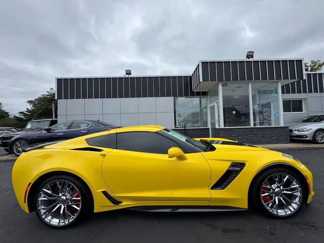 Photo of 2017 Yellow Chevrolet Corvette