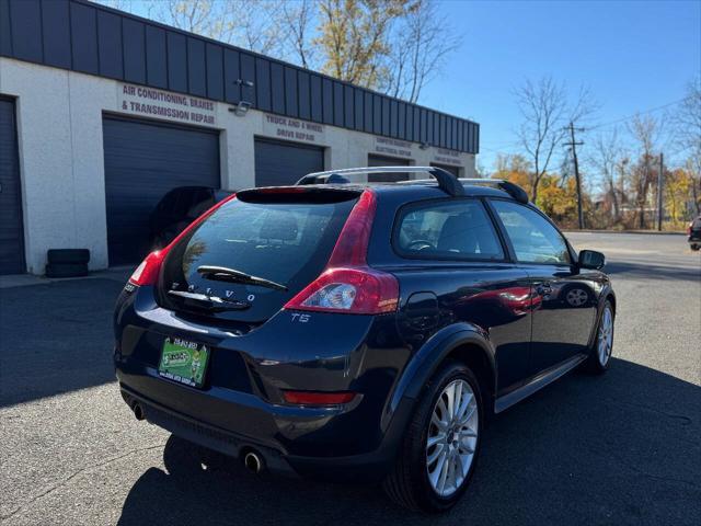 Photo of 2012 Blue Volvo C30