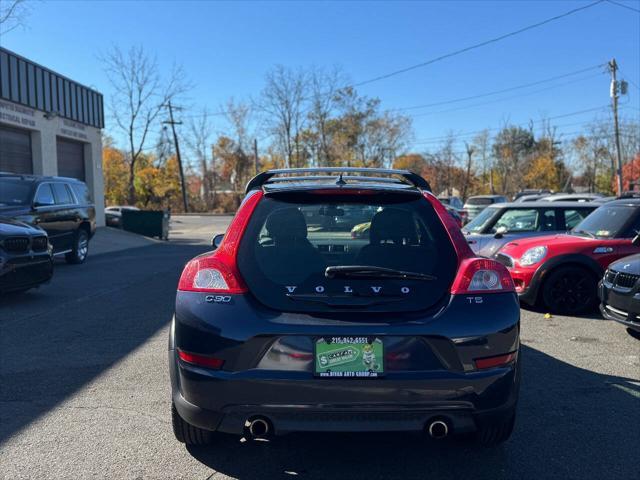 Photo of 2012 Blue Volvo C30