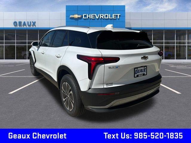 Photo of 2025 White Chevrolet Blazer EV