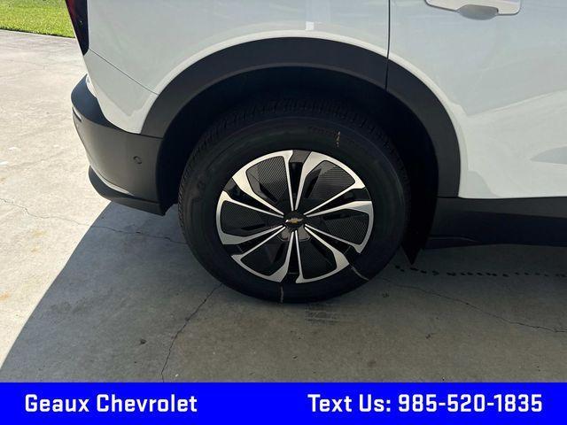 Photo of 2025 White Chevrolet Blazer EV