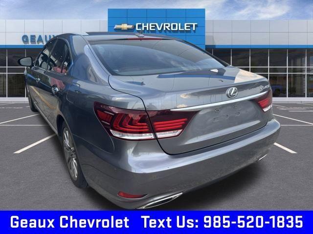 Photo of 2013 Light Blue Lexus LS 460