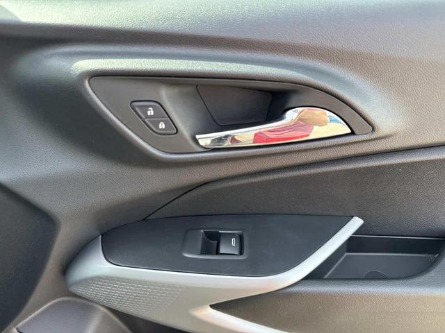 Photo of 2024 Sterling Gray Metallic Chevrolet Trax