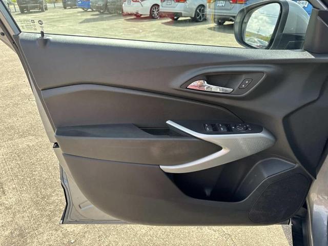 Photo of 2024 Sterling Gray Metallic Chevrolet Trax