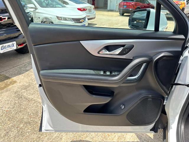 Photo of 2024 Summit White Chevrolet Blazer