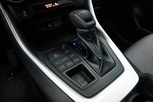 Photo of 2019 Silver Sky Metallic Toyota RAV4