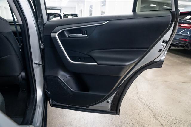 Photo of 2019 Silver Sky Metallic Toyota RAV4