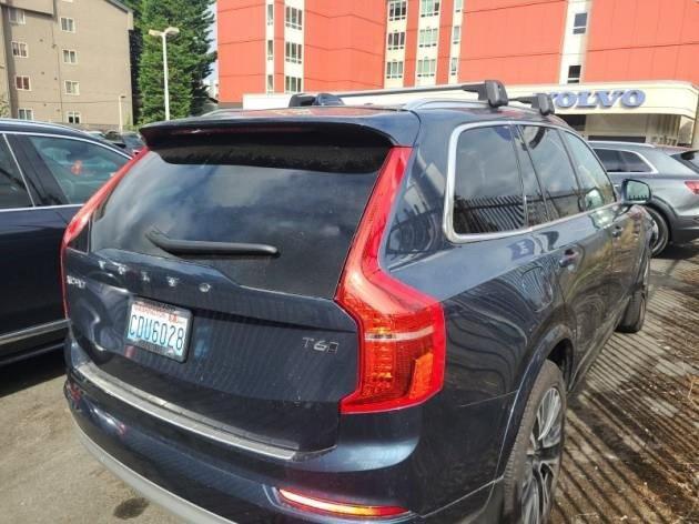 Photo of 2022 Denim Blue Metallic Volvo XC90