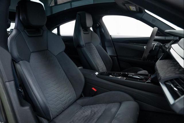 Photo of 2022 Daytona Gray Pearl Effect Audi e-tron GT