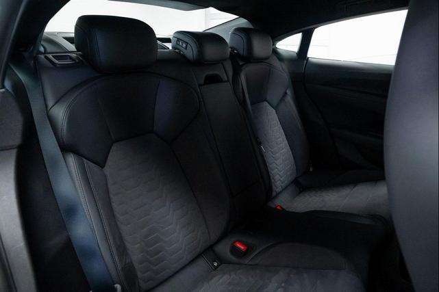 Photo of 2022 Daytona Gray Pearl Effect Audi e-tron GT