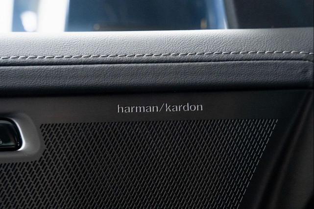 Photo of 2025 Denim Blue Metallic Volvo XC90 Plug-In Hybrid
