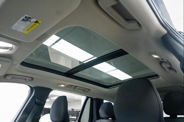 Photo of 2025 Denim Blue Metallic Volvo XC90 Plug-In Hybrid
