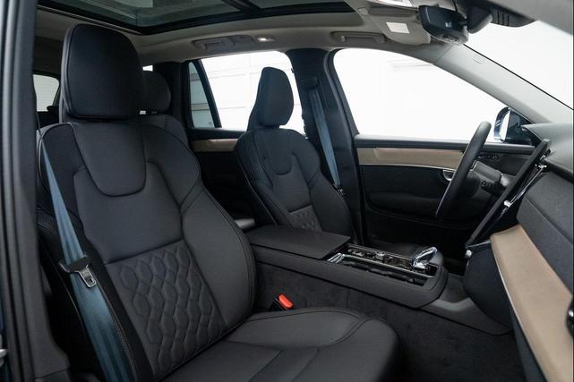Photo of 2025 Denim Blue Metallic Volvo XC90 Plug-In Hybrid