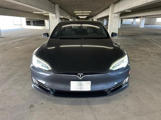 Photo of 2019 Midnight Silver Metallic Tesla Model S