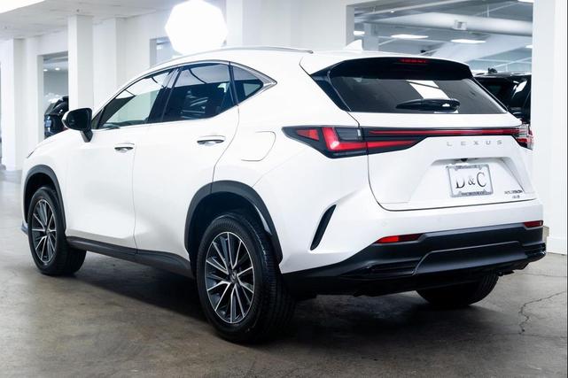 Photo of 2022 Ultra White Lexus NX 350h
