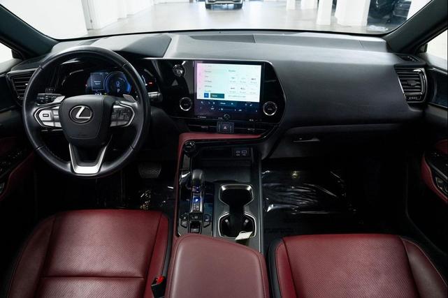 Photo of 2022 Ultra White Lexus NX 350h