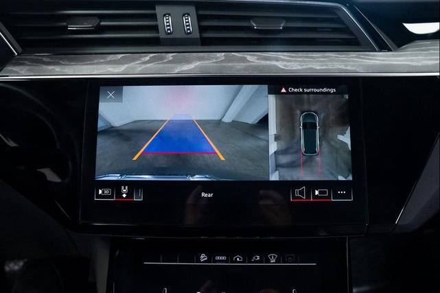 Photo of 2022 Chronos Gray Audi e-tron