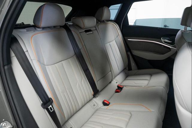 Photo of 2022 Chronos Gray Audi e-tron