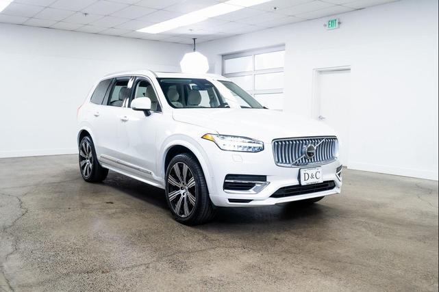 Photo of 2024 Crystal White Metallic Volvo XC90 Recharge Plug-In Hybrid