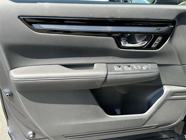 Photo of 2026 Meteorite Gray Metallic Honda CR-V