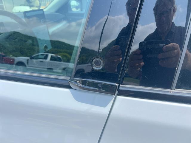 Photo of 2023 Space White Metallic Ford Mustang Mach-E