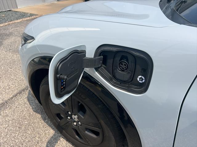 Photo of 2023 Space White Metallic Ford Mustang Mach-E