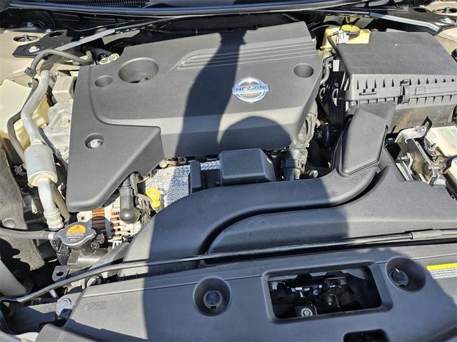 Photo of 2014 Saharan Stone Nissan Altima