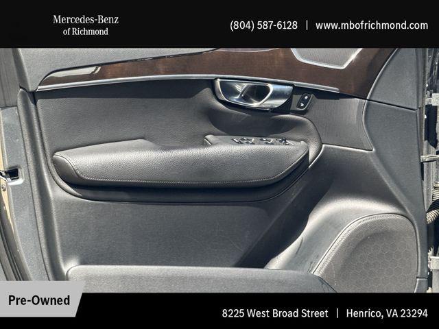 Photo of 2019 Osmium Grey Metallic Volvo XC90