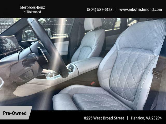 Photo of 2024 Black Sapphire Metallic BMW X6