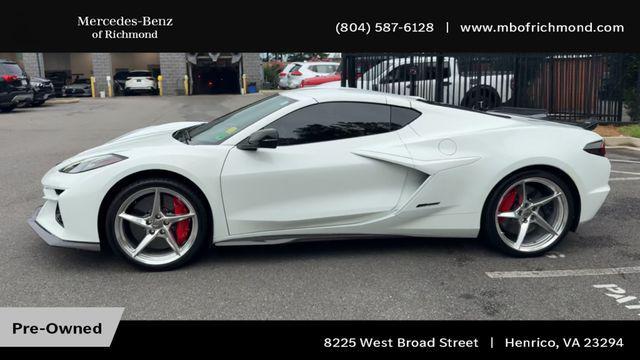 Photo of 2024 Arctic White Chevrolet Corvette E-Ray