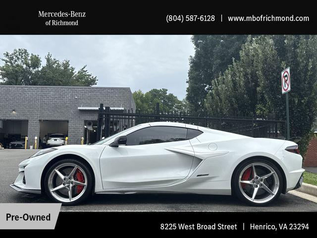 Photo of 2024 Arctic White Chevrolet Corvette E-Ray