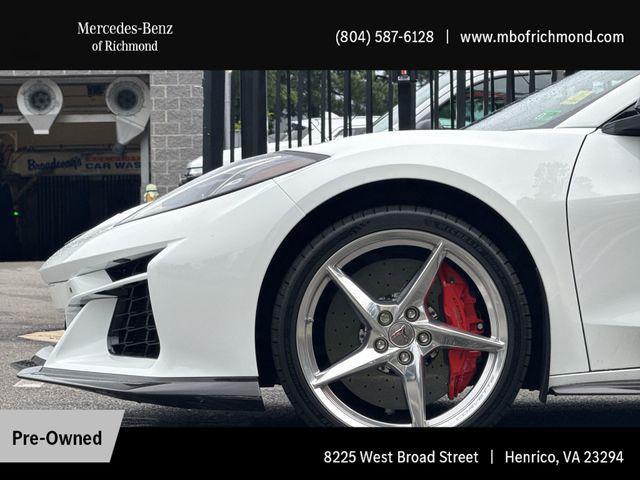 Photo of 2024 Arctic White Chevrolet Corvette E-Ray