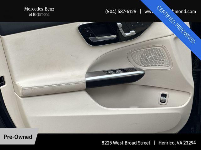 Photo of 2022 Lunar Blue Metallic Mercedes-Benz C-Class