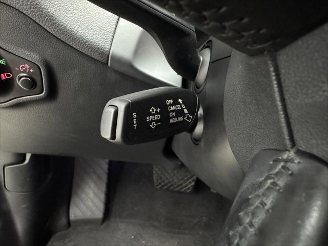 Photo of 2013 Blue Audi Q5