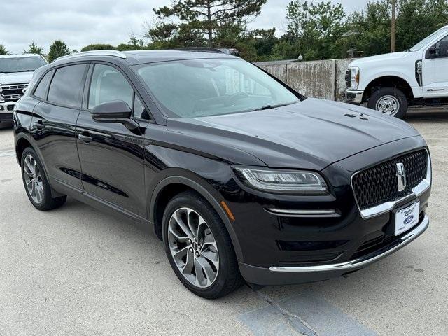 Photo of 2022 Infinite Black Metallic Lincoln Nautilus