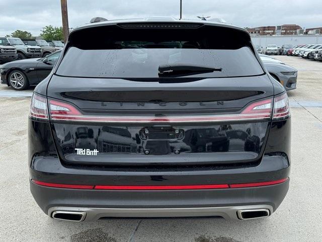 Photo of 2022 Infinite Black Metallic Lincoln Nautilus