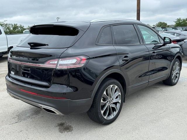 Photo of 2022 Infinite Black Metallic Lincoln Nautilus