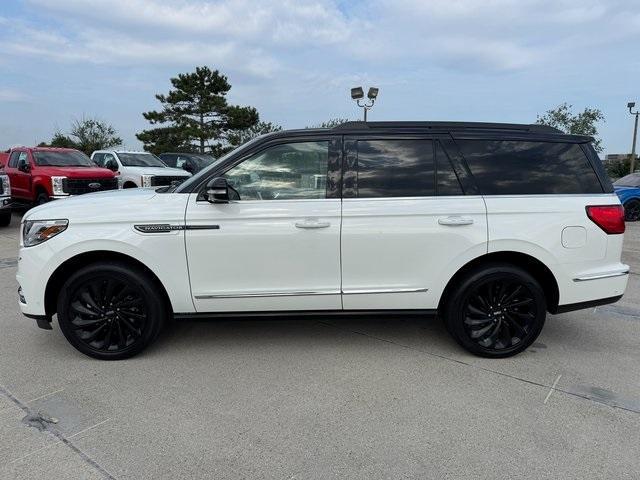 Photo of 2021 Pristine White Lincoln Navigator