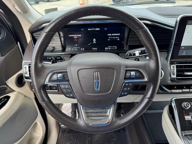 Photo of 2021 Pristine White Lincoln Navigator