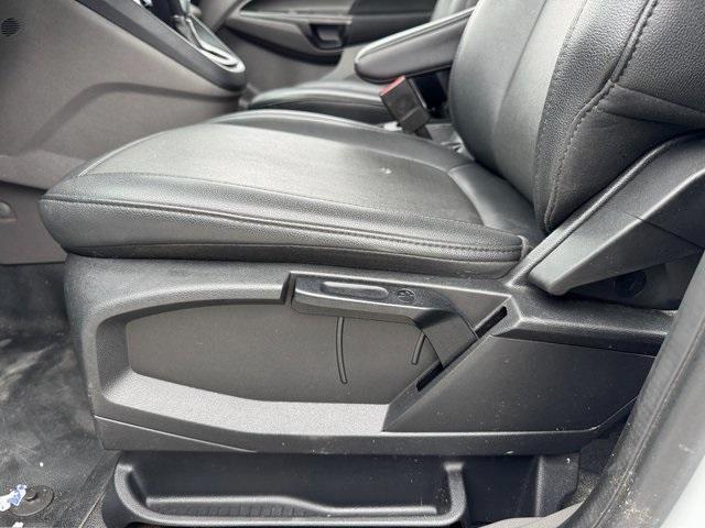 Photo of 2022 Frozen White Ford Transit Connect